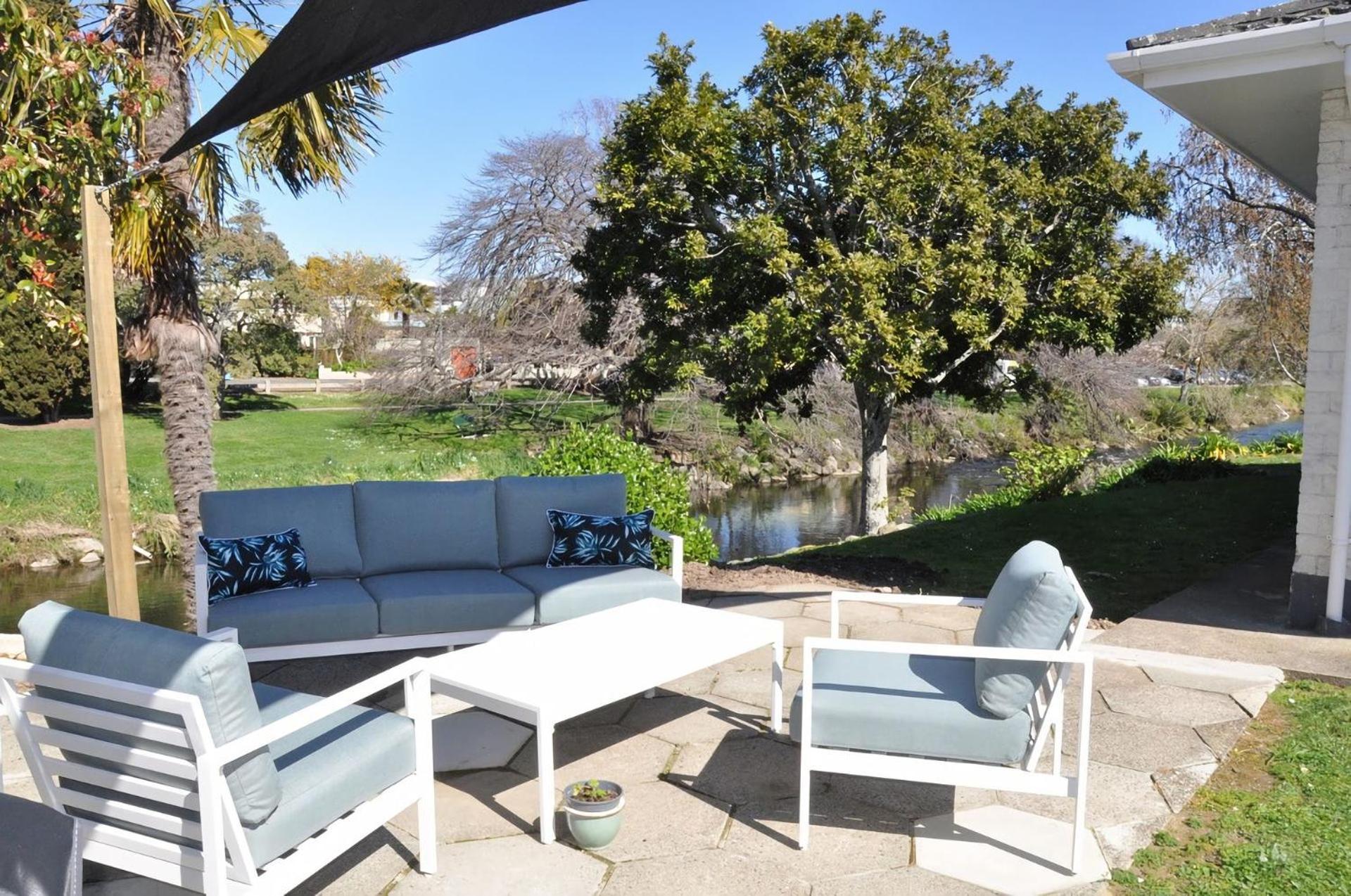 Sunny Riverside Retreat Nelson Exterior foto